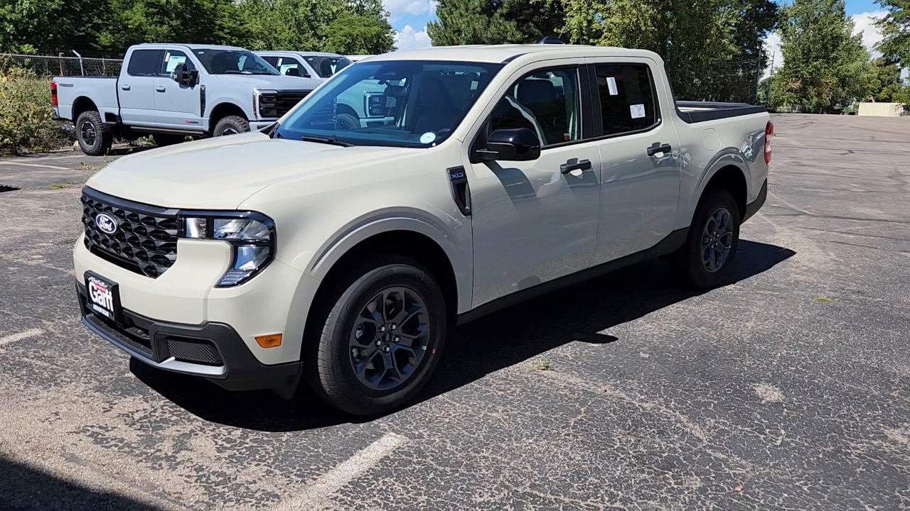 2025 Ford Maverick XLT photo 3
