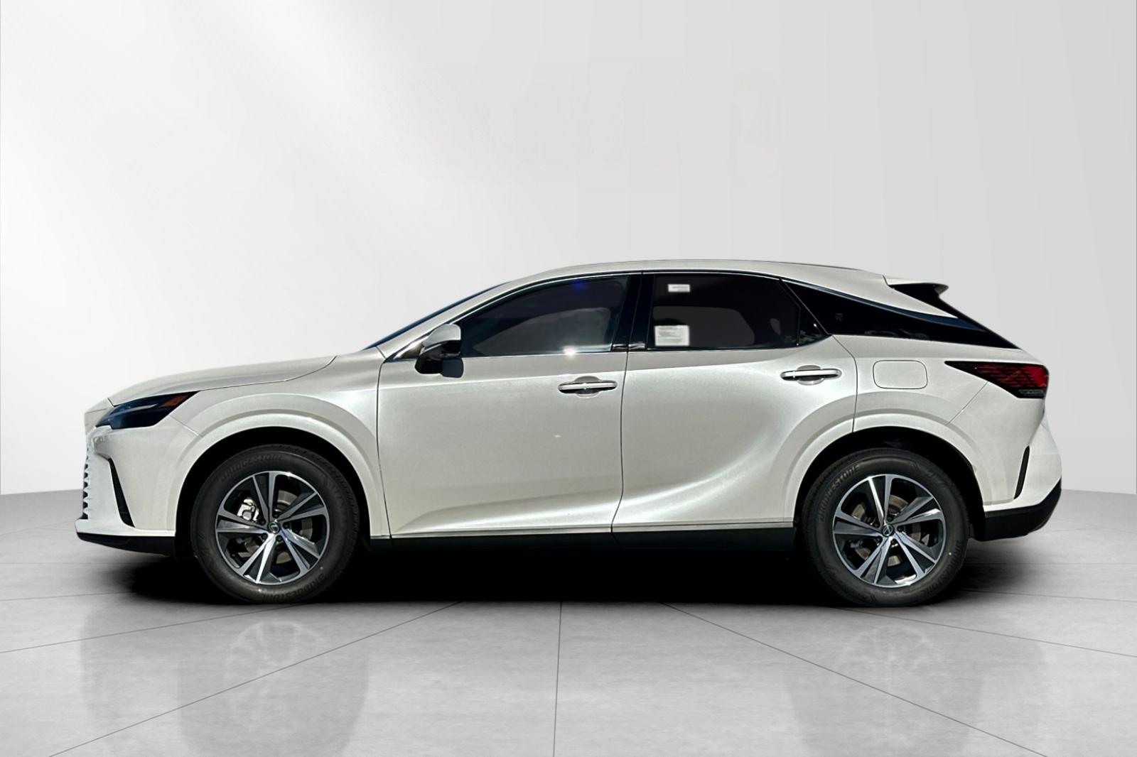 2026 Lexus RX 350 Premium photo 2