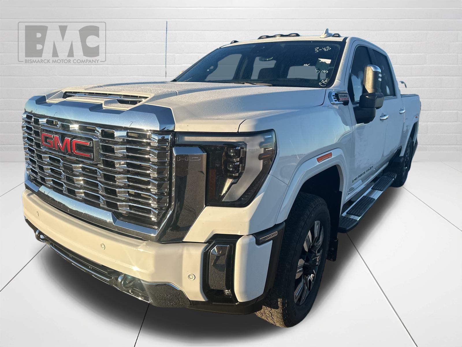2024 GMC Sierra 2500HD Denali's photo