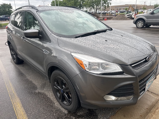 Used 2014 Ford Escape SE with VIN 1FMCU9G95EUC70153 for sale in Apple Valley, Minnesota
