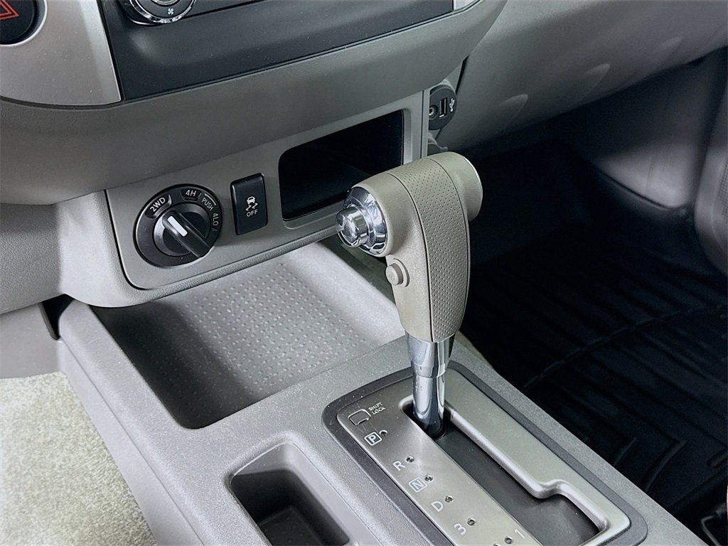 2018 Nissan Frontier SV photo 18