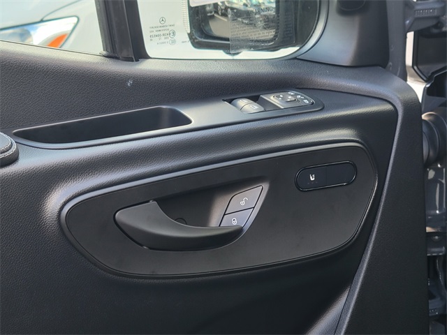 2026 Mercedes Benz S 4MATIC photo 13