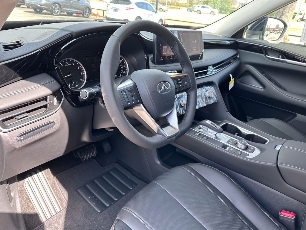 2025 Infiniti QX60 Pure photo 15