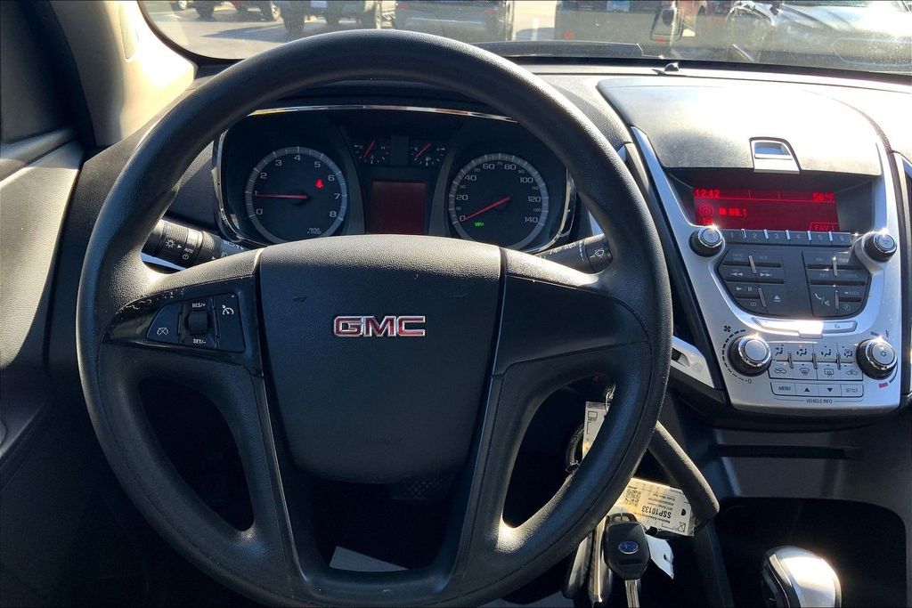 2011 Gmc Terrain SLE photo 4