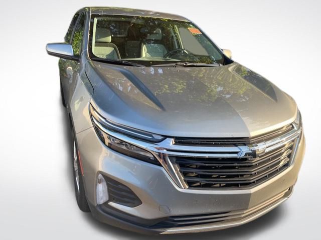 2023 Chevrolet Equinox LT photo 3