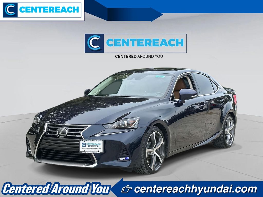 2017 Lexus IS 300's photo