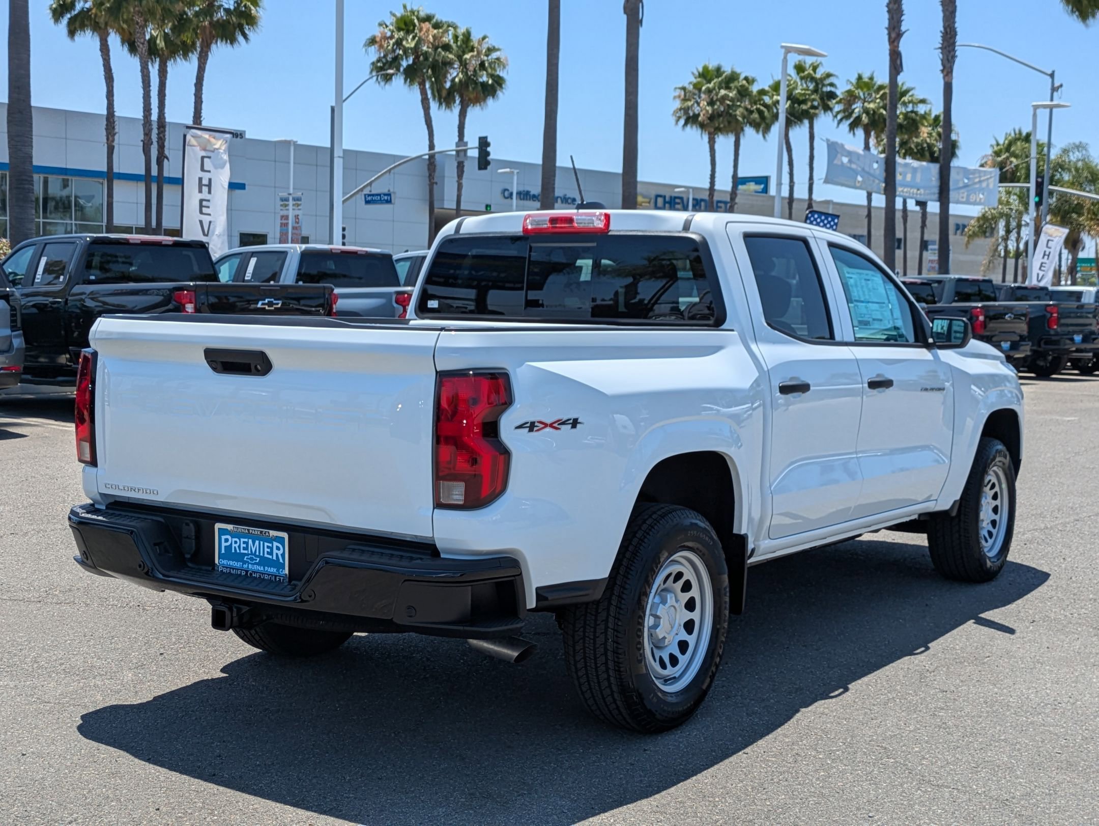 2025 Chevrolet Colorado LT photo 5