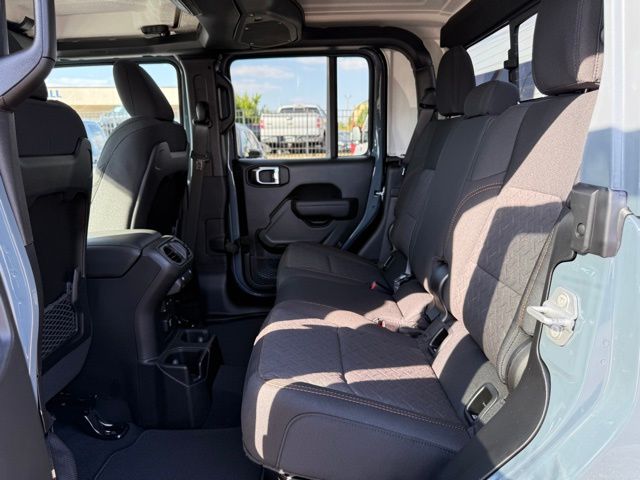 2025 Jeep Gladiator Mojave photo 21