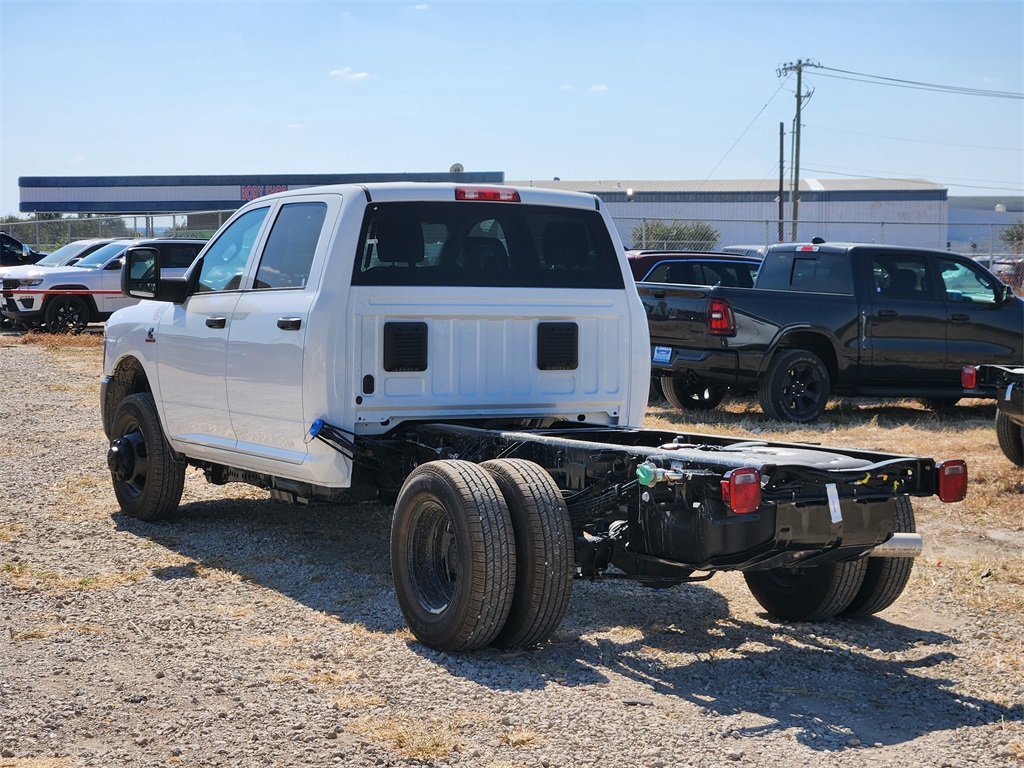 2026 Ram 3500 Tradesman photo 3