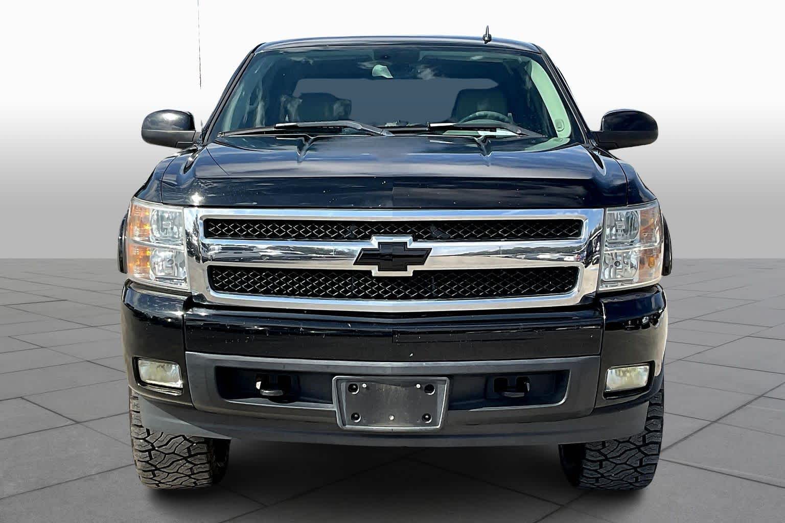 2008 Chevrolet Silverado 1500 LTZ photo 3