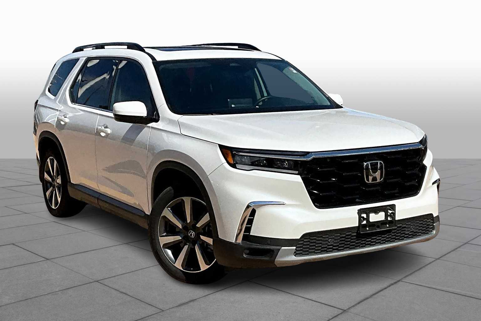 2025 Honda Pilot Touring photo 2