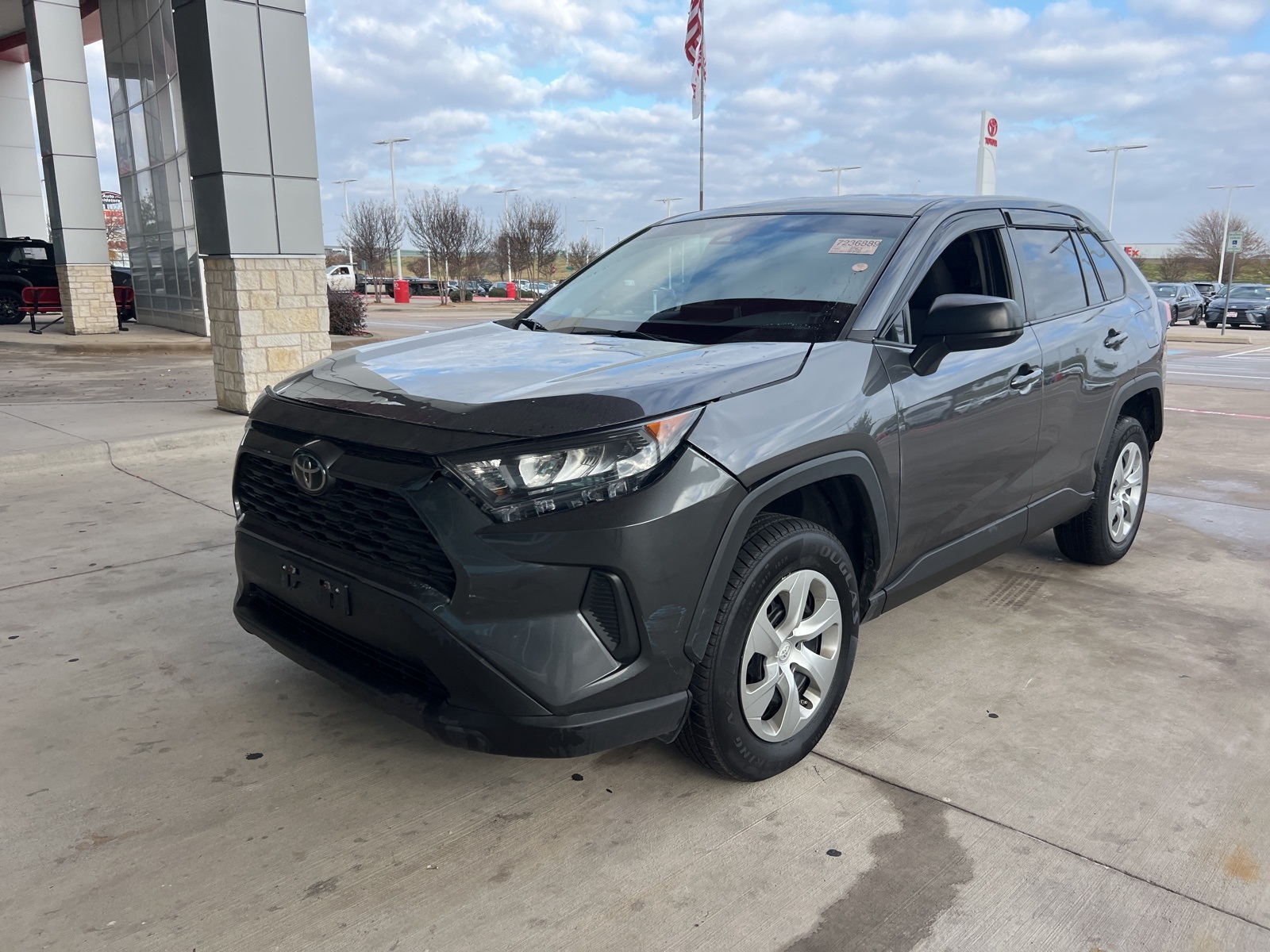 2022 Toyota RAV4 LE