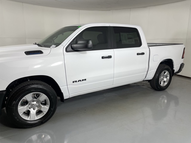 2025 Ram 1500 Tradesman photo 4