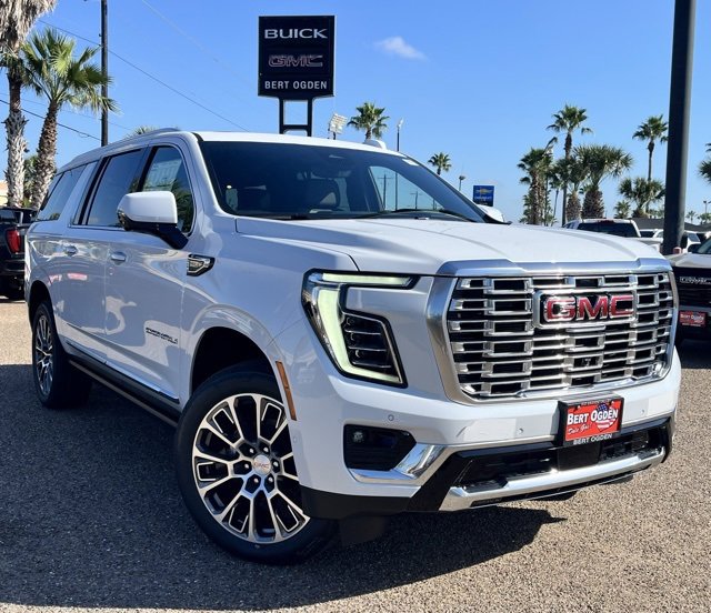 2026 GMC Yukon XL Denali's photo