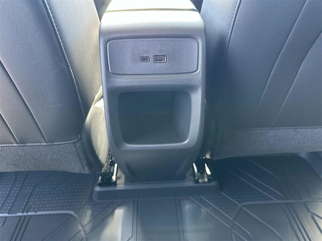 2025 Chevrolet Trax LT photo 10