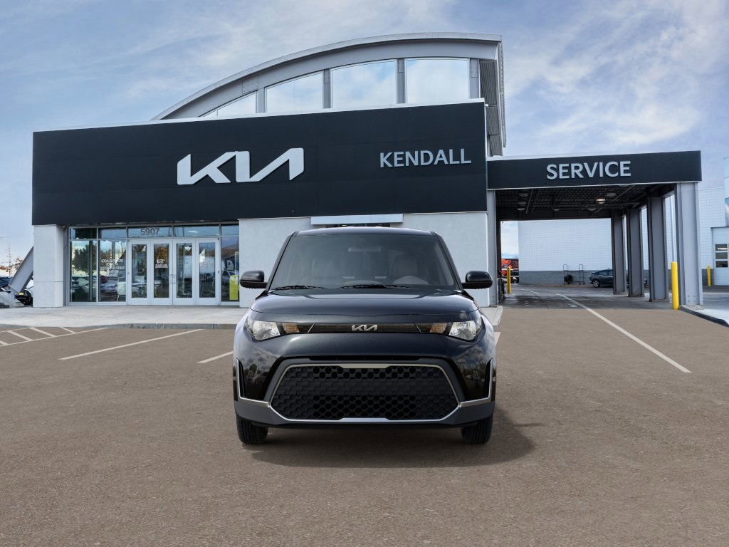 2025 Kia Soul LX photo 2