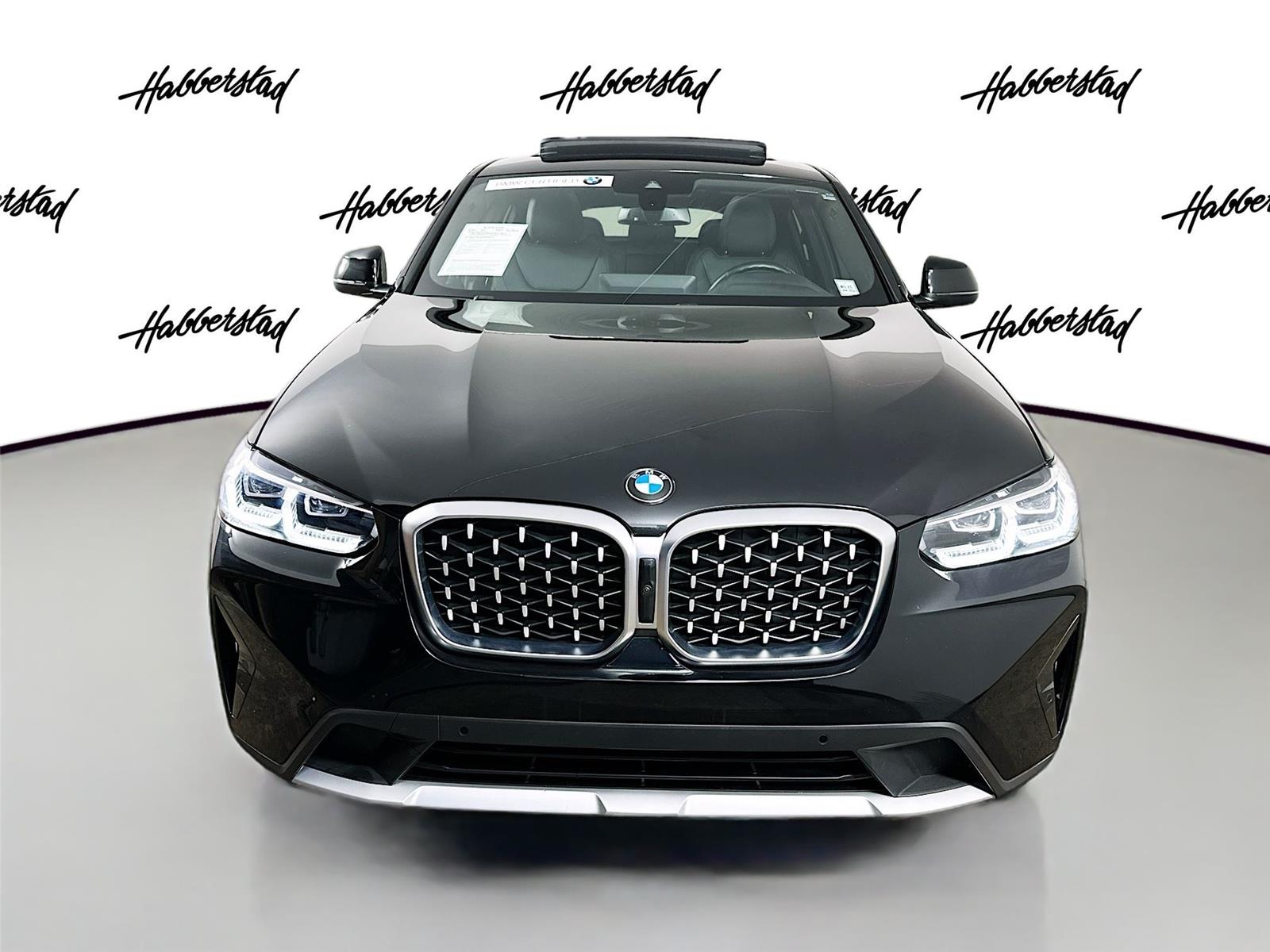 Certified Used 2024  BMW xDrive30i image 2