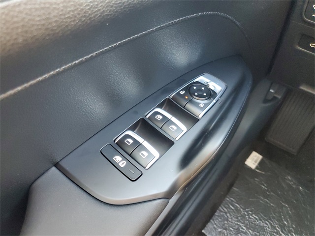 2025 Kia K5 LXS photo 20