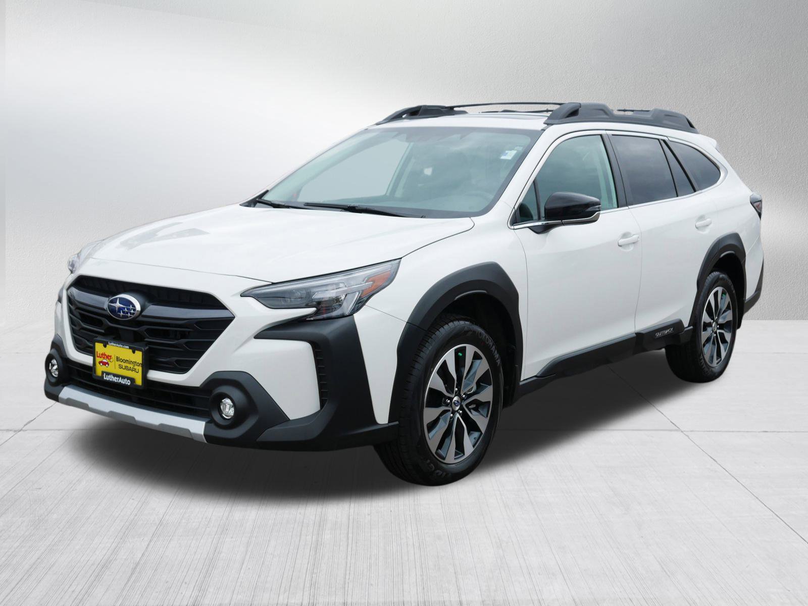 2025 Subaru Outback Limited photo 3