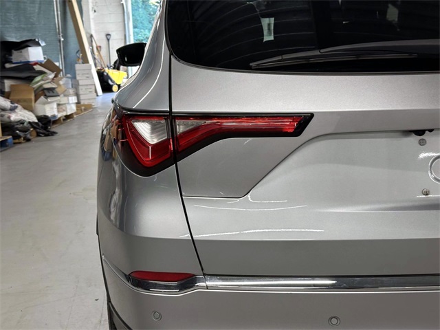 2023 Acura MDX Technology SH-AWD photo 11