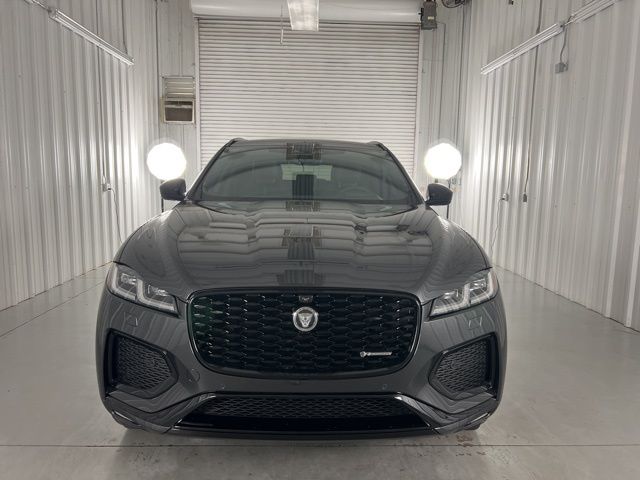 2025 Jaguar F-PACE P250 R-Dynamic S photo 2