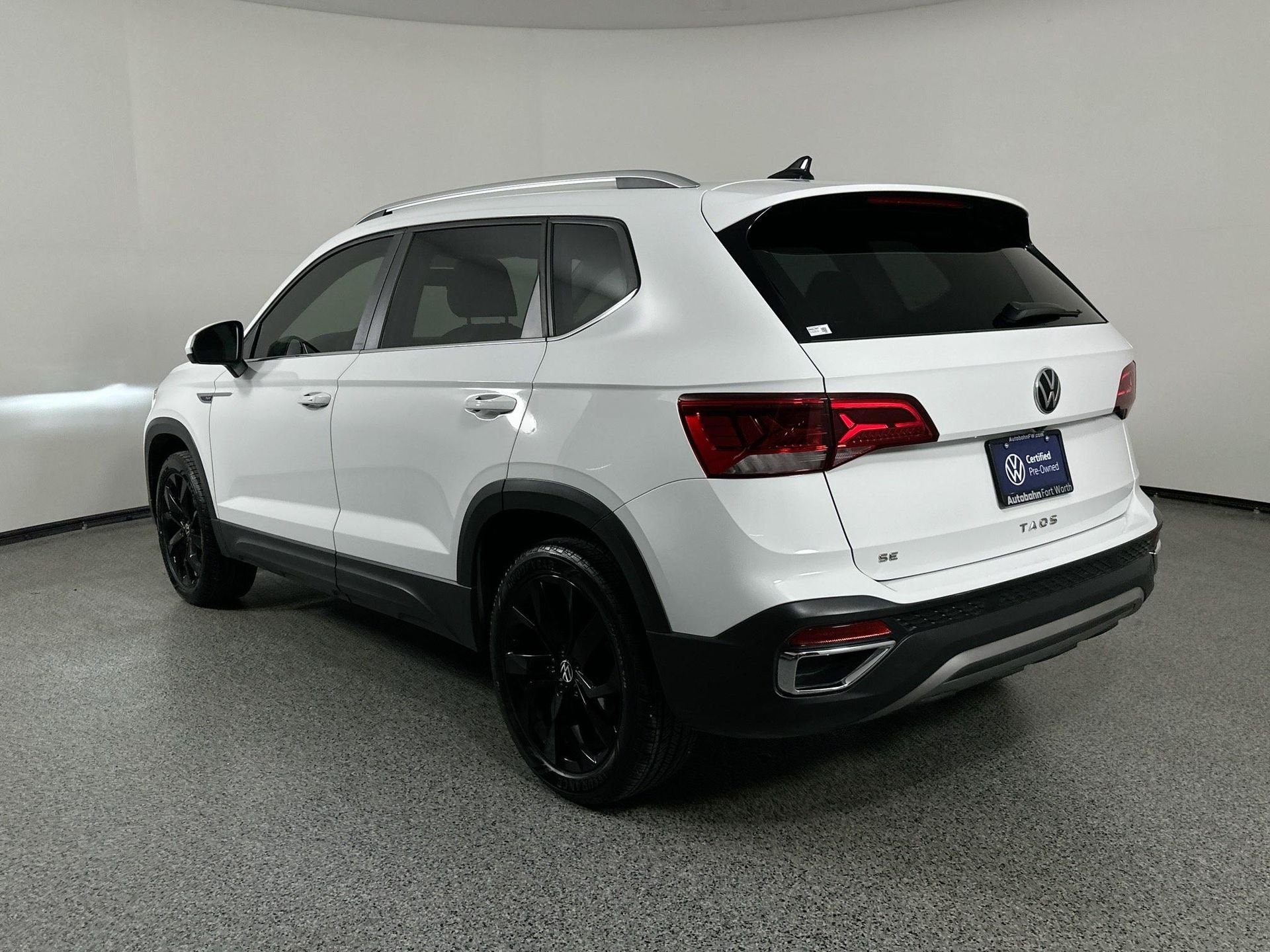 2022 Volkswagen Taos SE photo 6