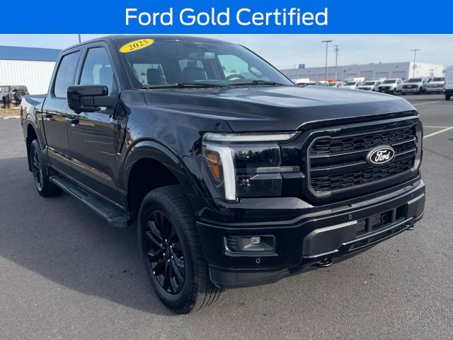 2025 Ford F-150 Lariat photo 2