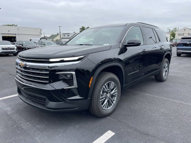 2026 Chevrolet Traverse photo 3