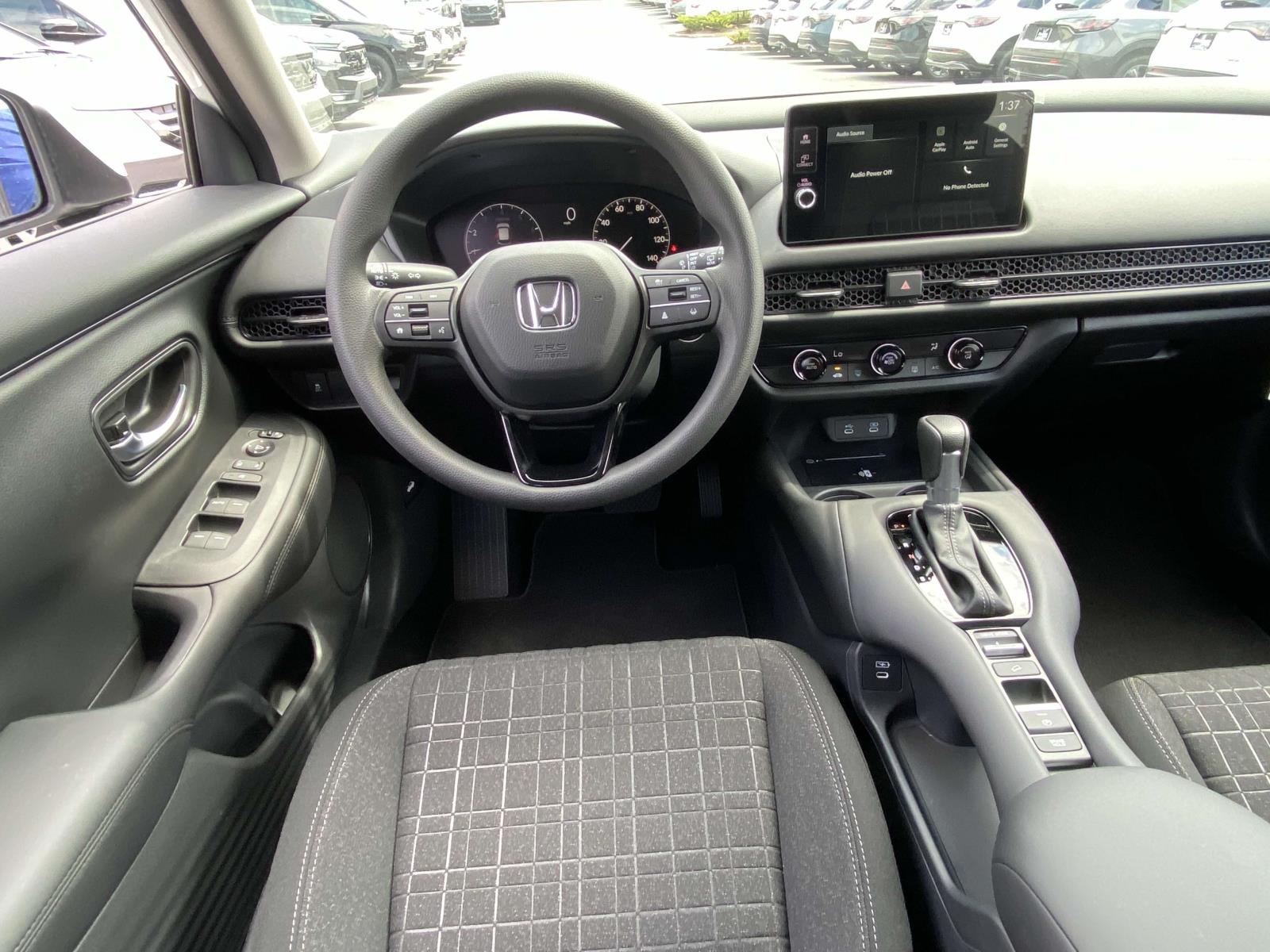 2026 Honda HR-V LX 2WD photo 4