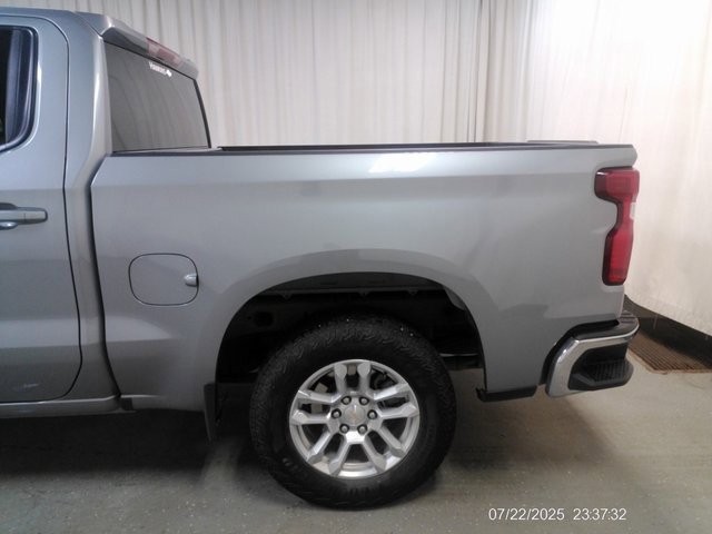 2024 Chevrolet Silverado 1500 LT photo 8