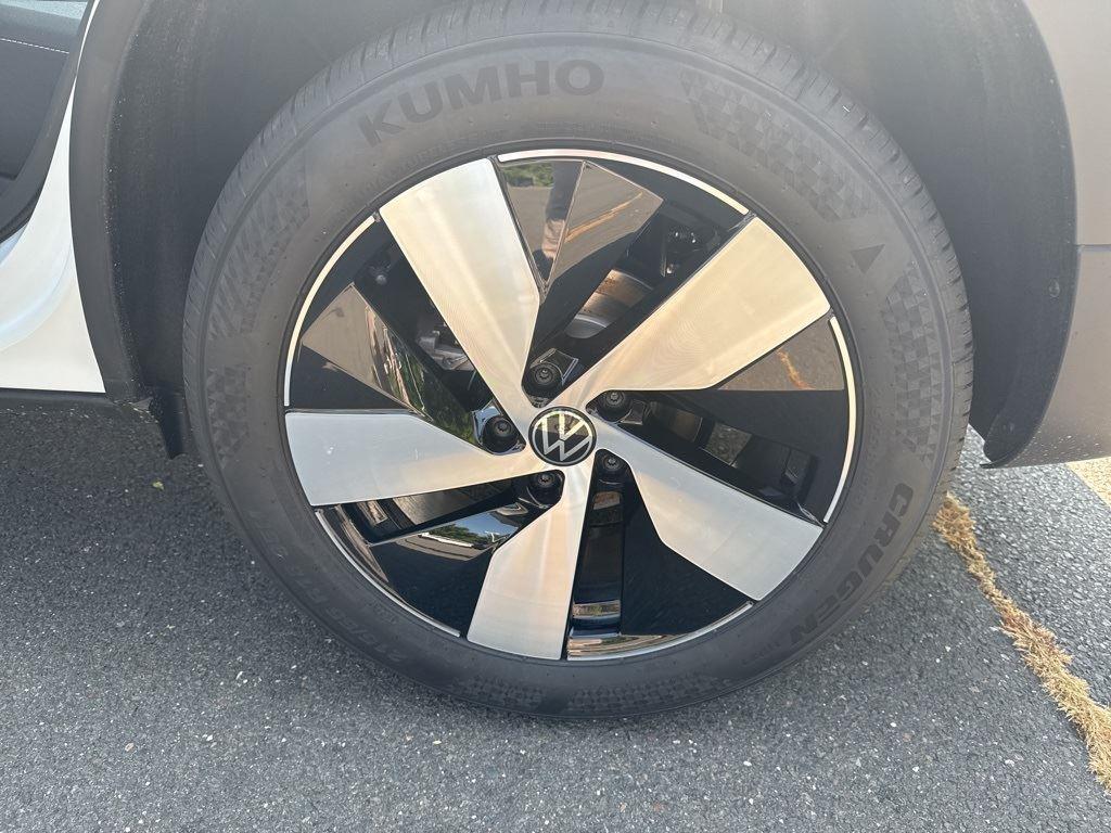 2025 Volkswagen Taos S photo 19