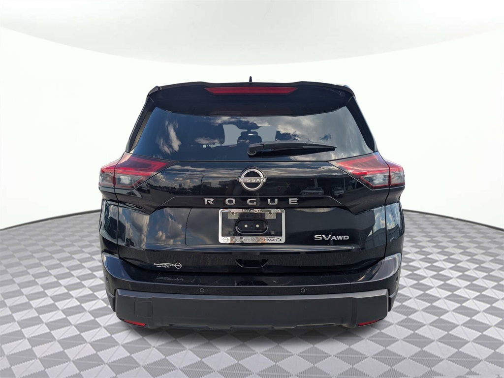 2024 Nissan Rogue SV photo 4