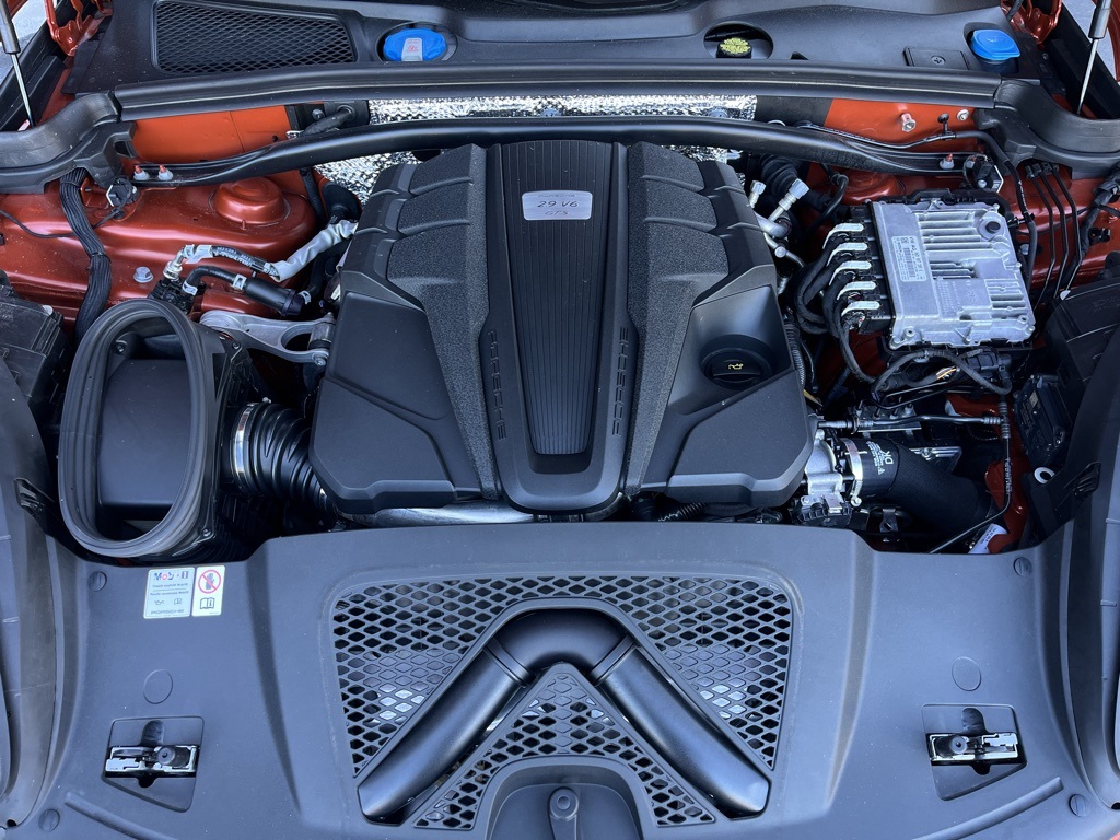 2024 Porsche Macan GTS photo 30