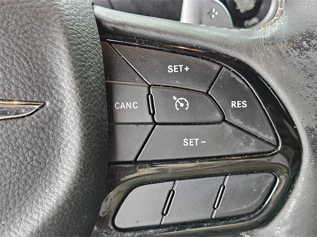 2022 Chrysler 300 S photo 18