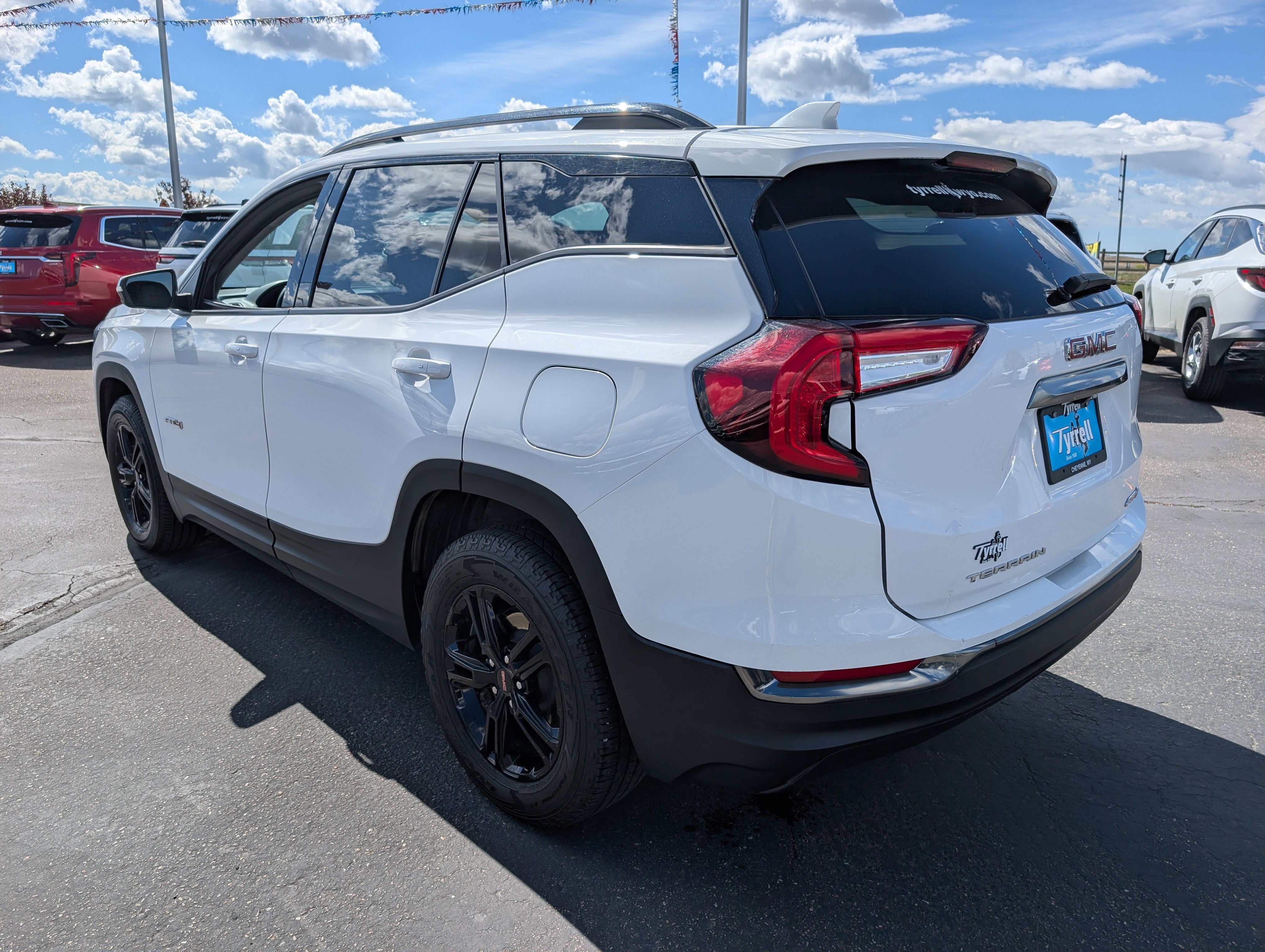 Used 2023 Summit White GMC AT4 image 3