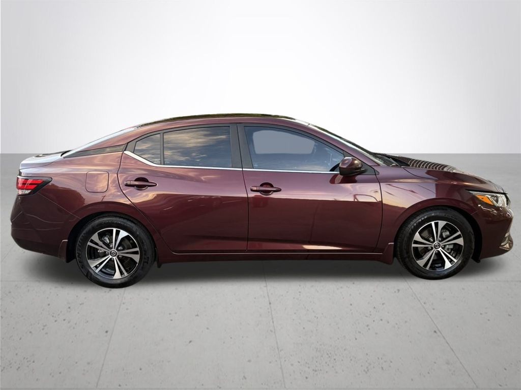 2022 Nissan Sentra SV photo 6