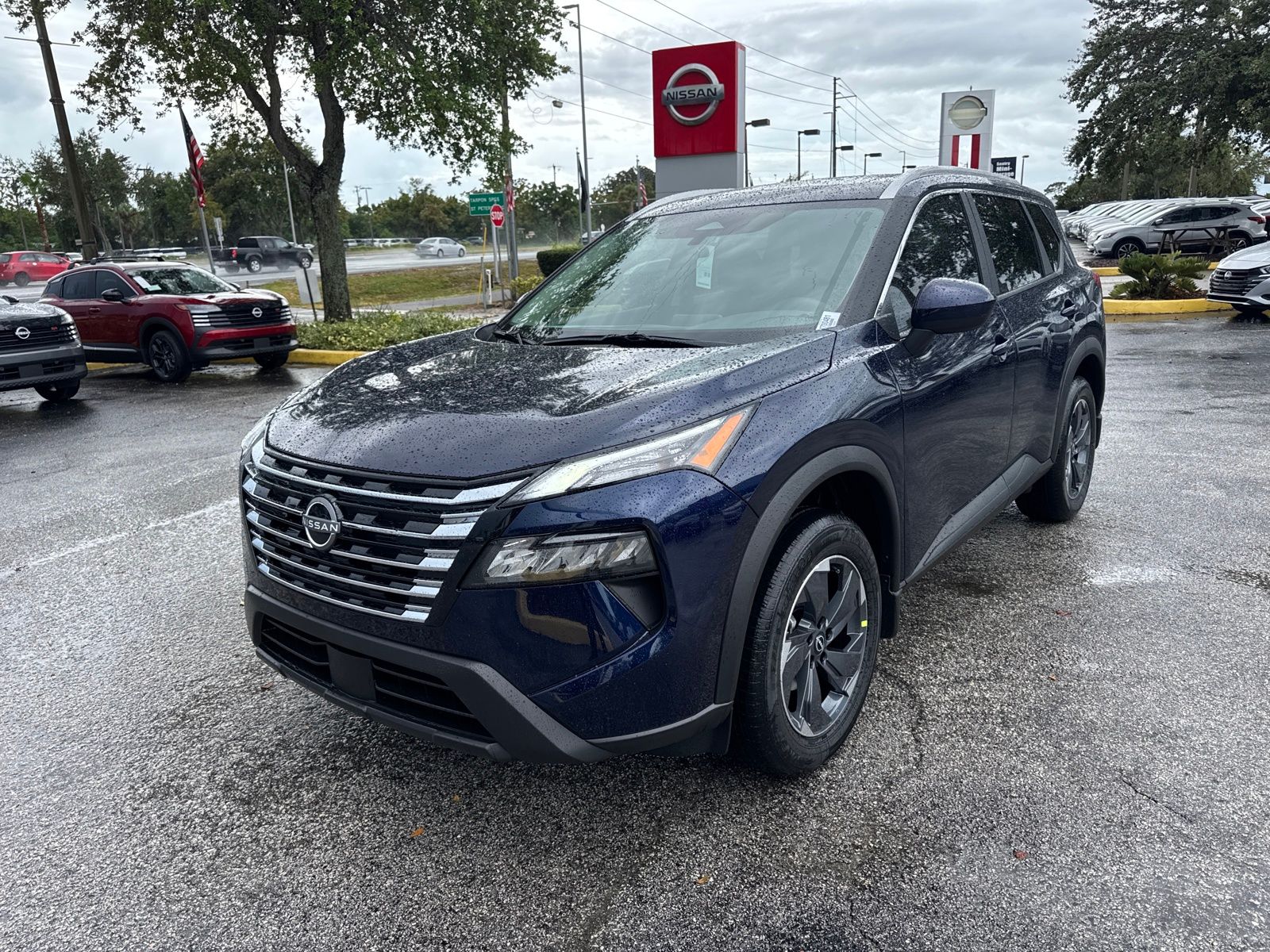 2026 Nissan Rogue SV photo 2
