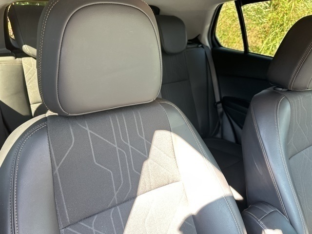 2022 Chevrolet Trax LT photo 16