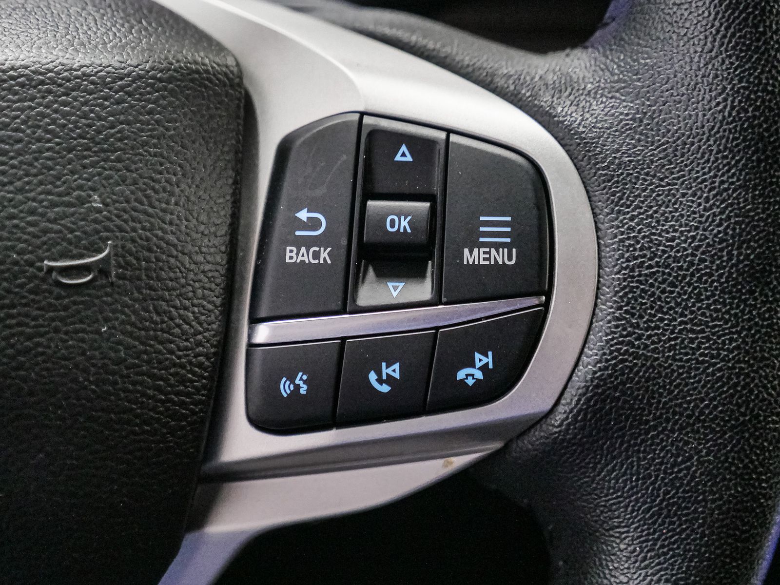 2023 Ford Explorer Limited photo 33