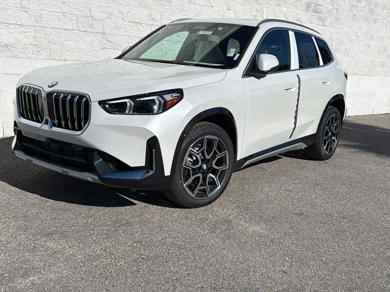 2026 BMW X1 28i's photo