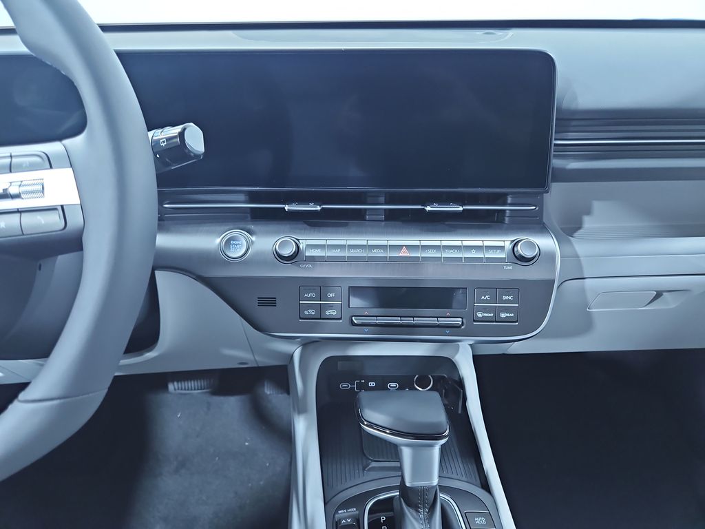 2026 Hyundai Kona SEL photo 16