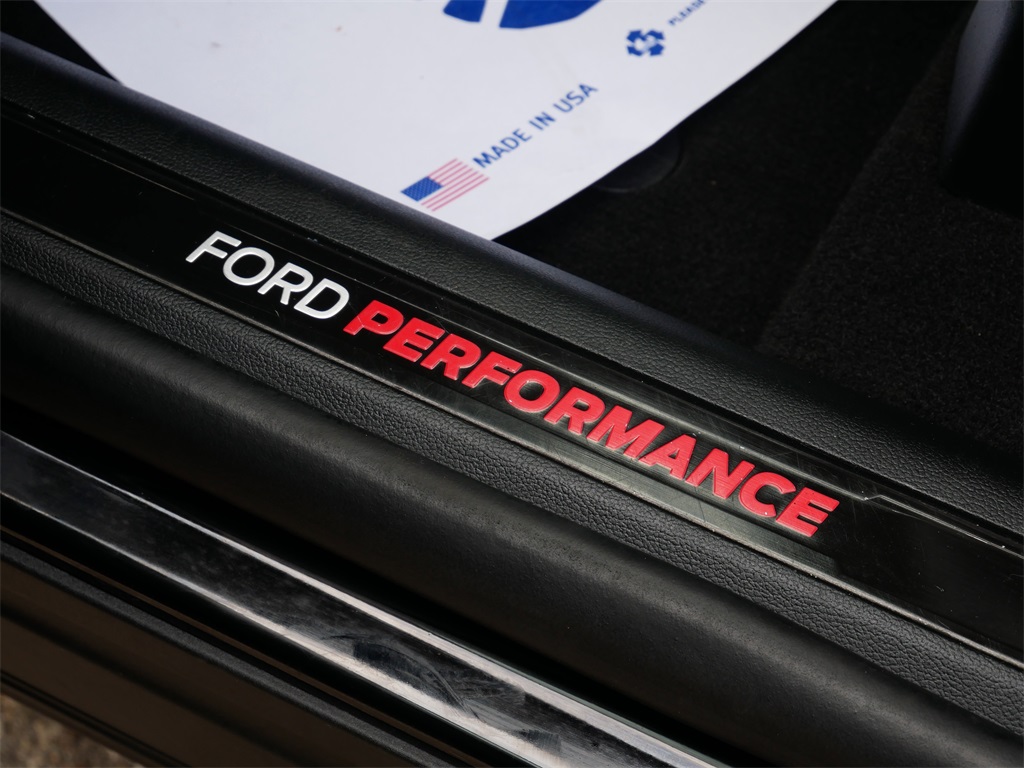2024 Ford Explorer ST photo 15