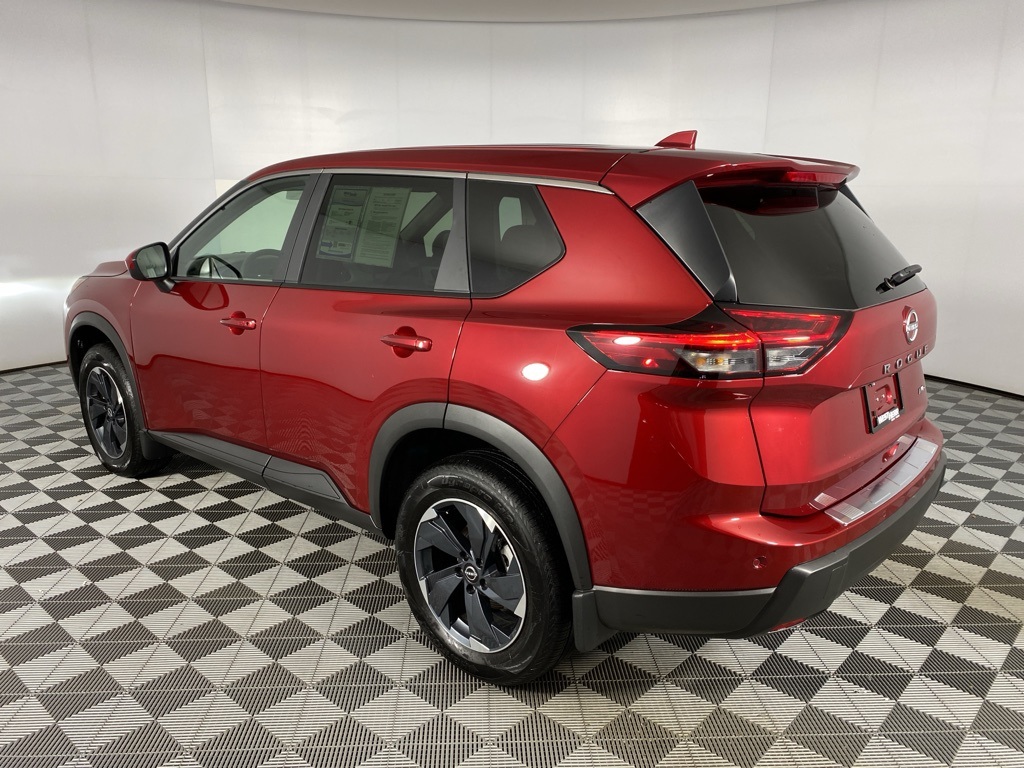 2025 Nissan Rogue SV photo 3