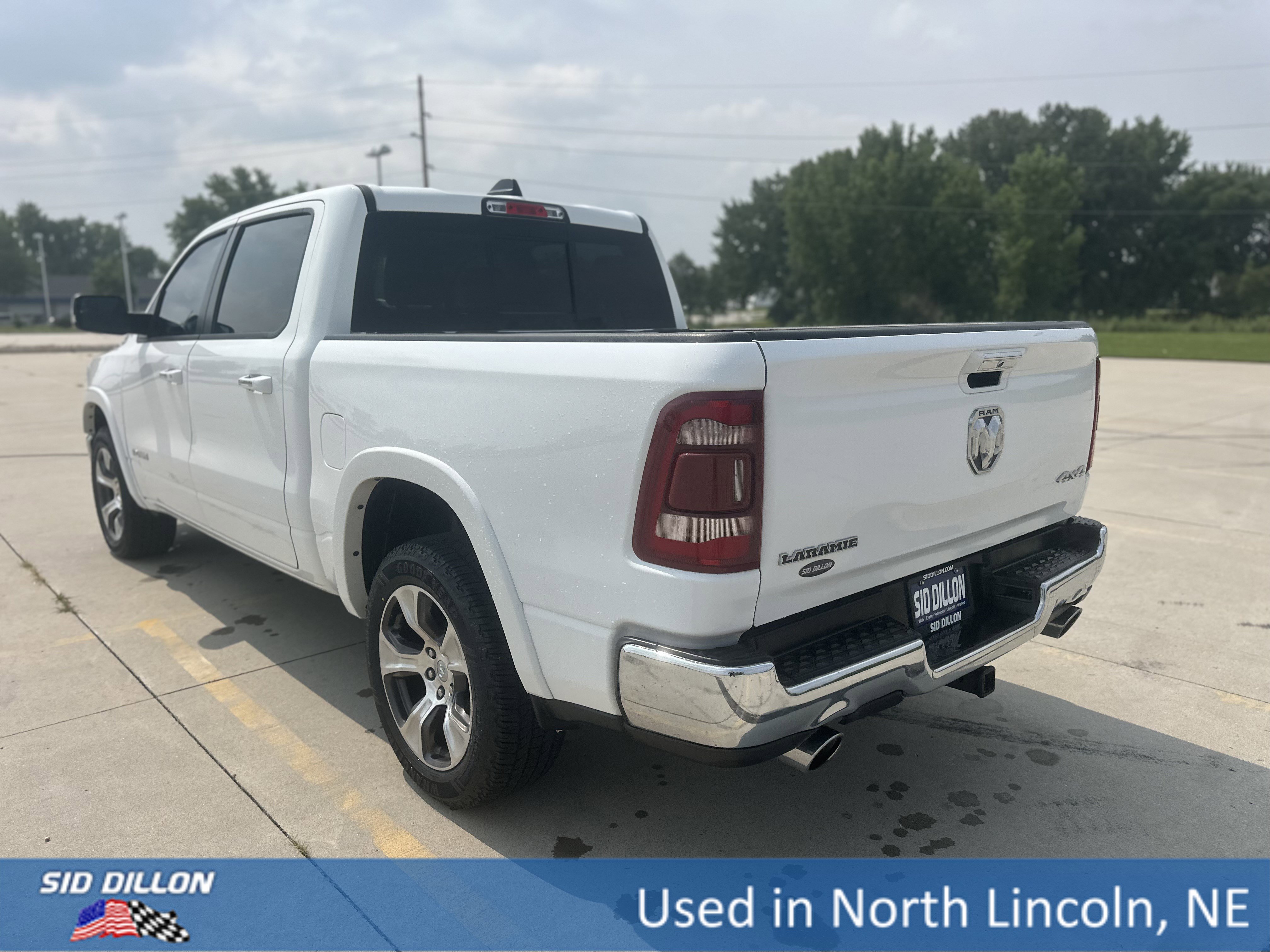 2022 Ram 1500 Laramie photo 2