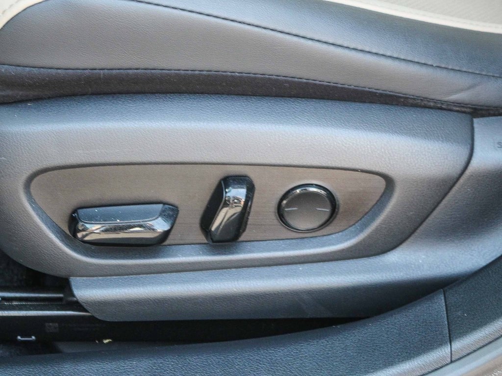 2020 Lexus ES 350 Premium photo 22