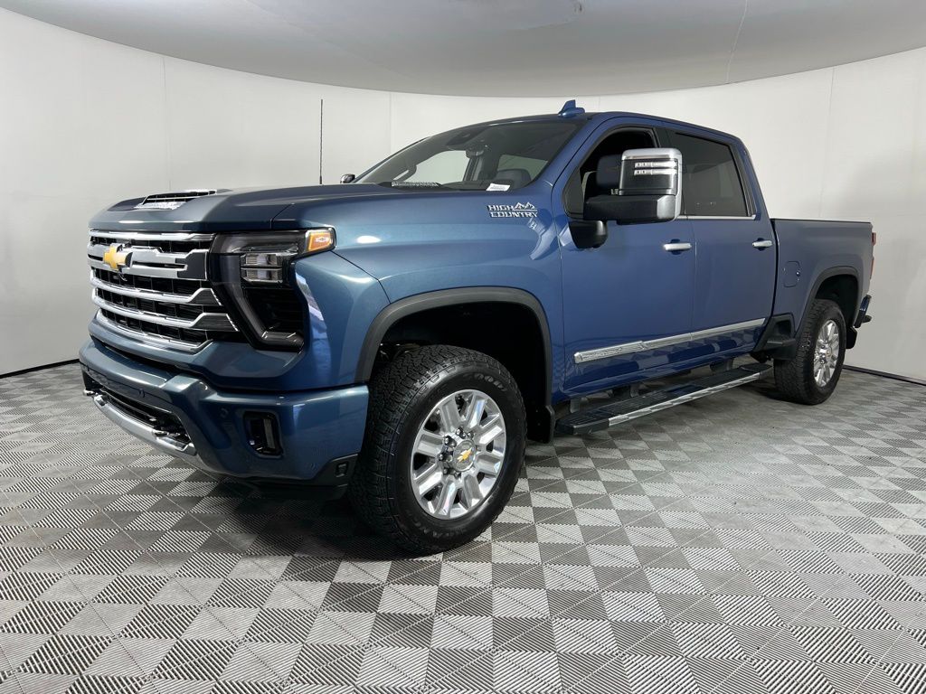 2024 Chevrolet Silverado 3500HD High Country photo 2
