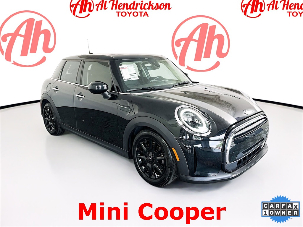 2023 MINI Hardtop 4 Door