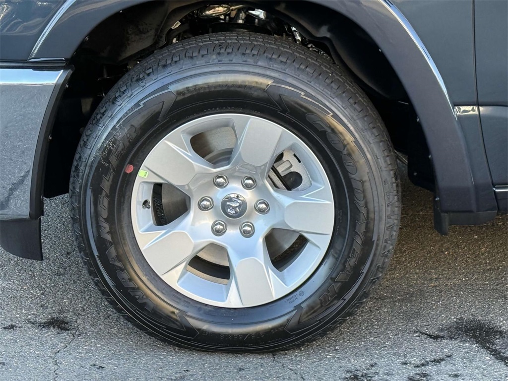 2025 Ram 1500 Big Horn Lone Star photo 18