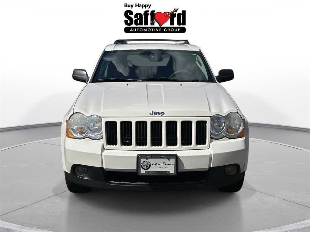 2010 Jeep Grand Cherokee Laredo photo 4