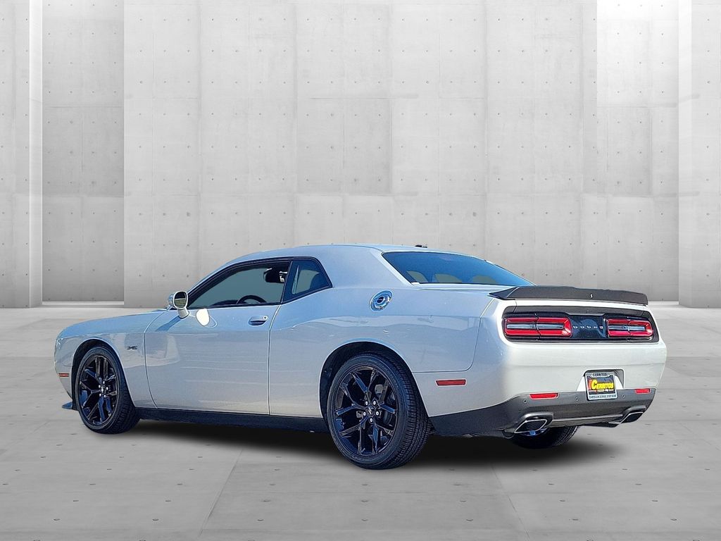 2023 Dodge Challenger R/T photo 2